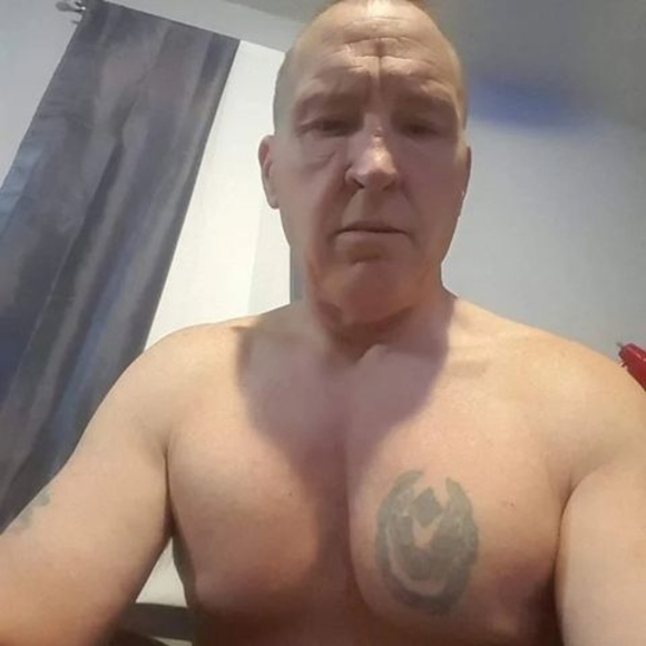 Meet your Posher, Dwigjt - Picture 1 of 1